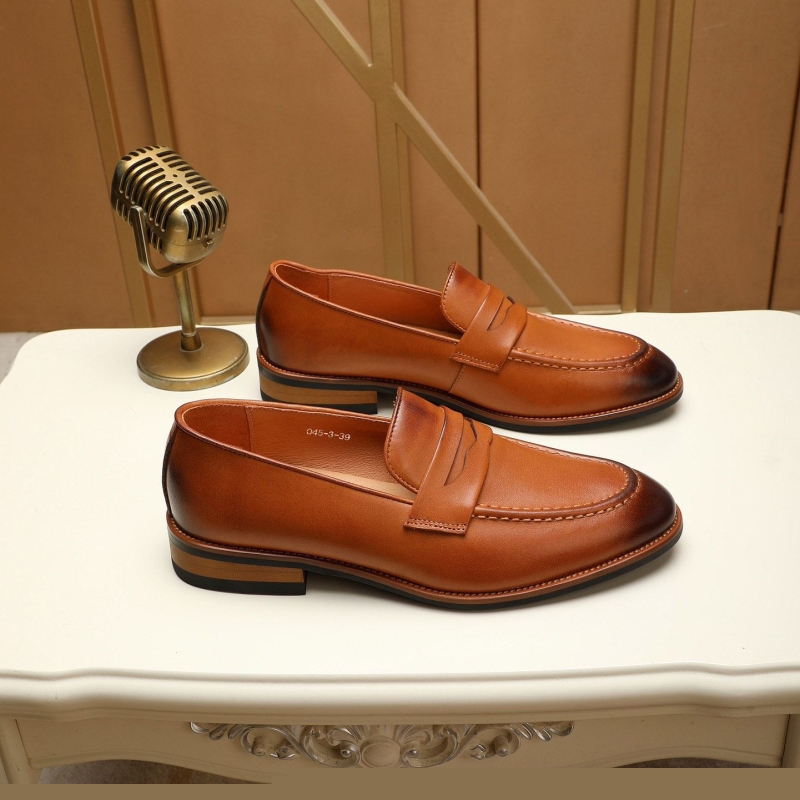 Pra*a leather shoes